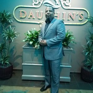 Meet your Posher, Robert